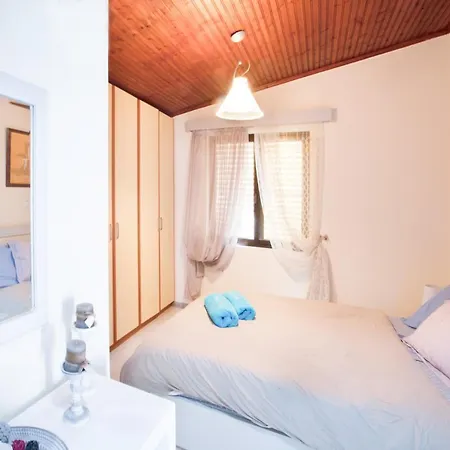 Nellys Studio Apartamento